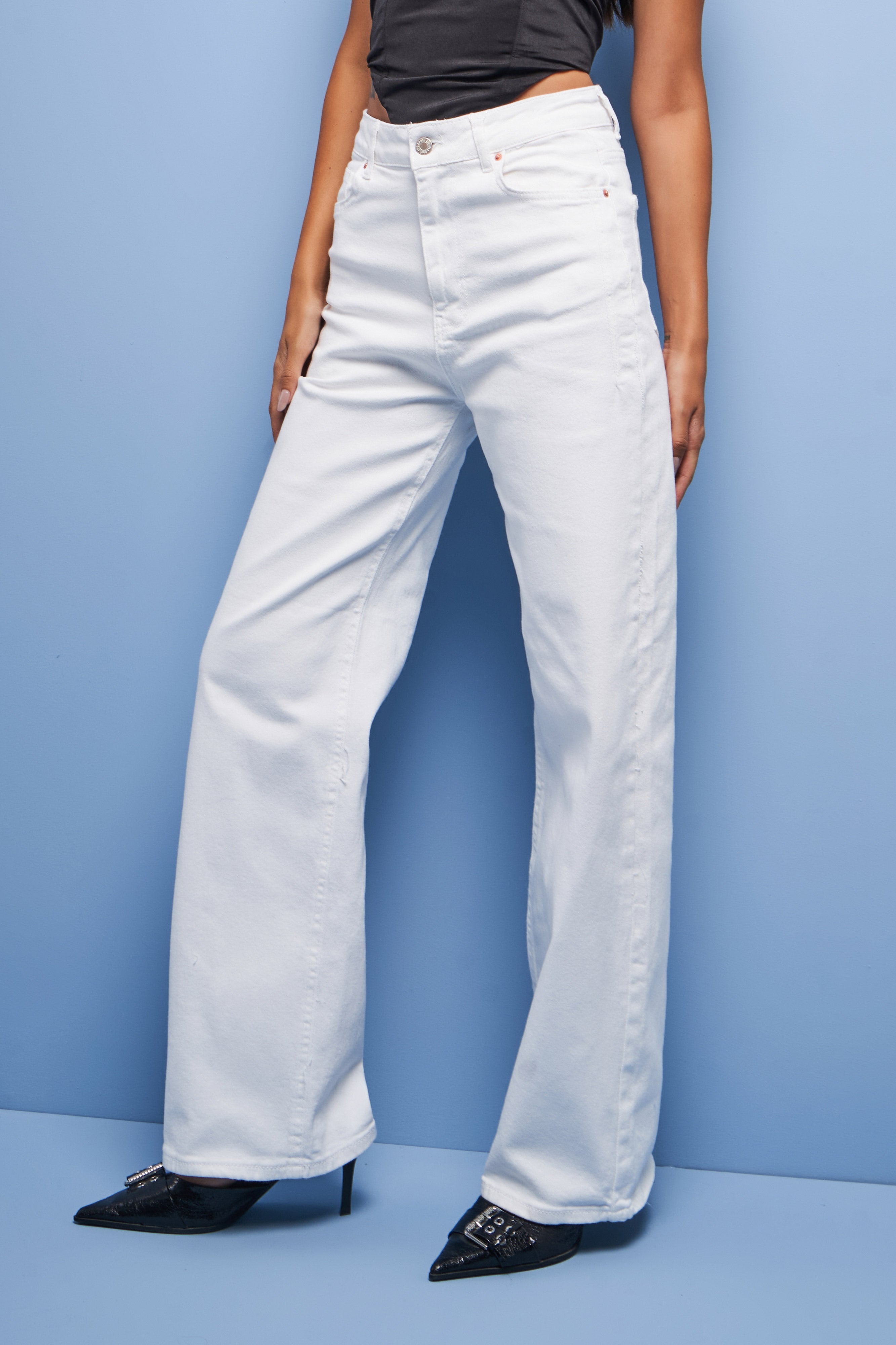 Women's White Color Lycra Fabric Wide Leg Denim