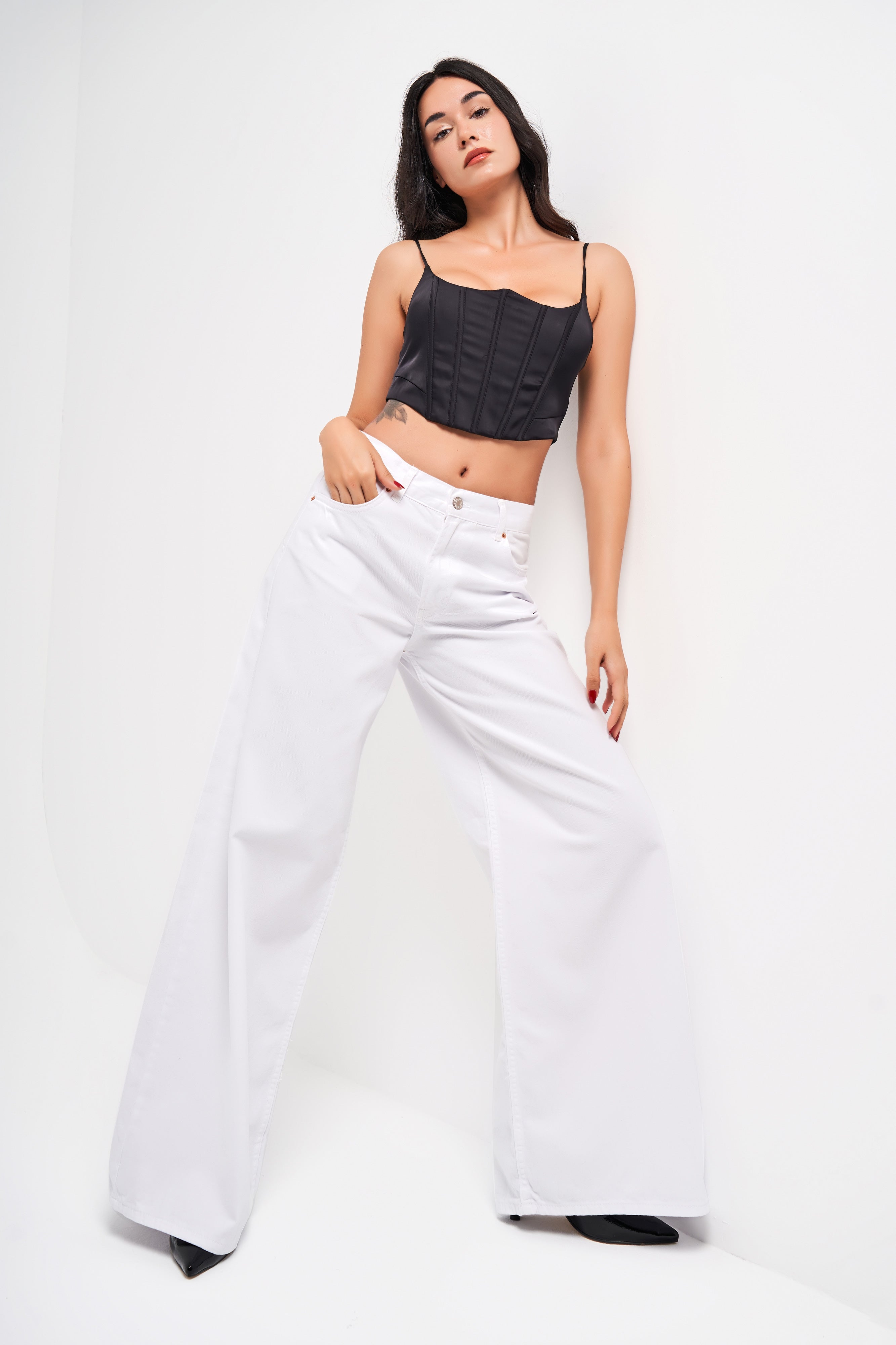 Women's White Color Palazzo Fit Loose Cut Denim Trousers