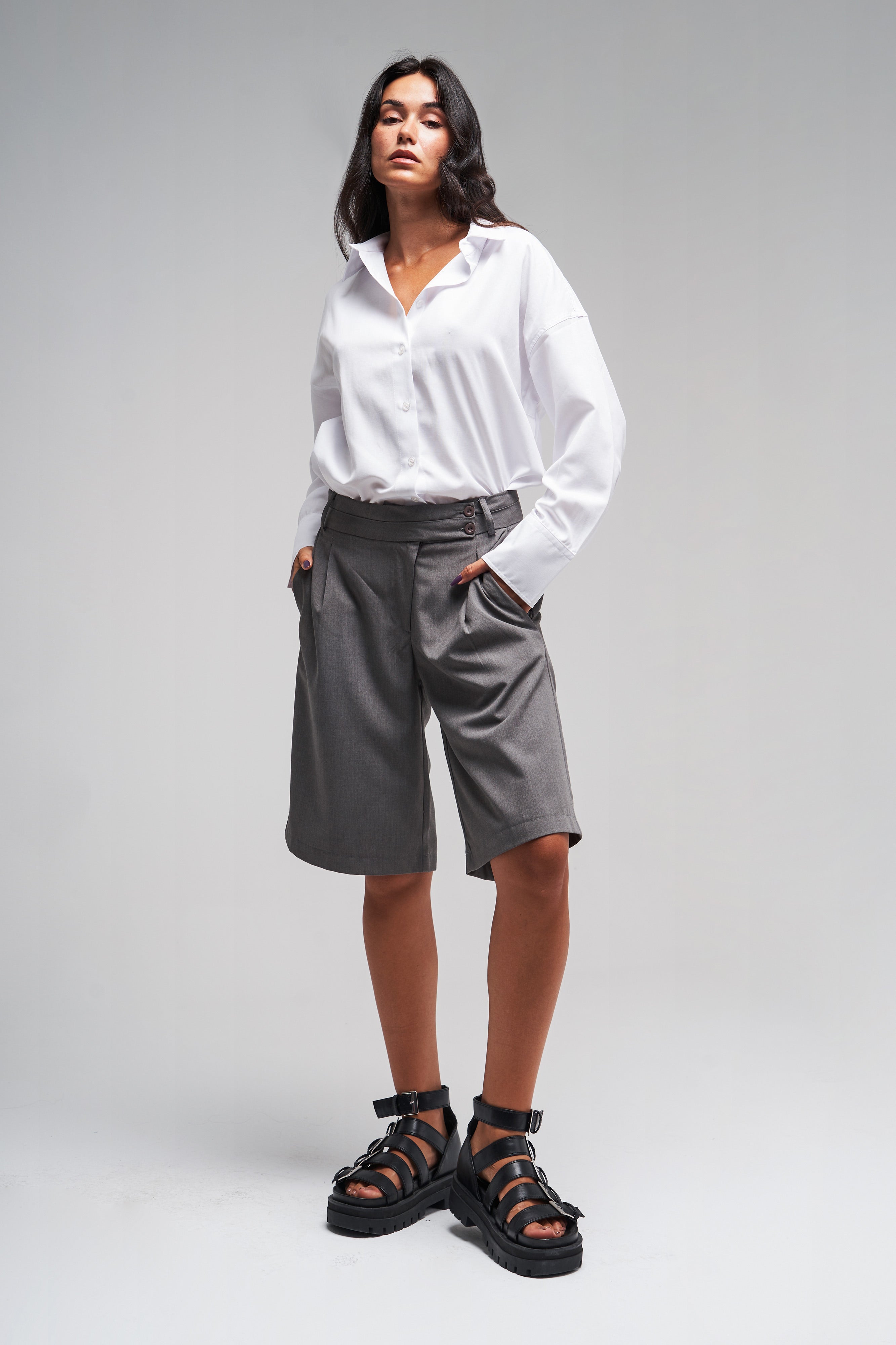 Women's Gray Belt Detailed Midi Length Palazzo Shorts