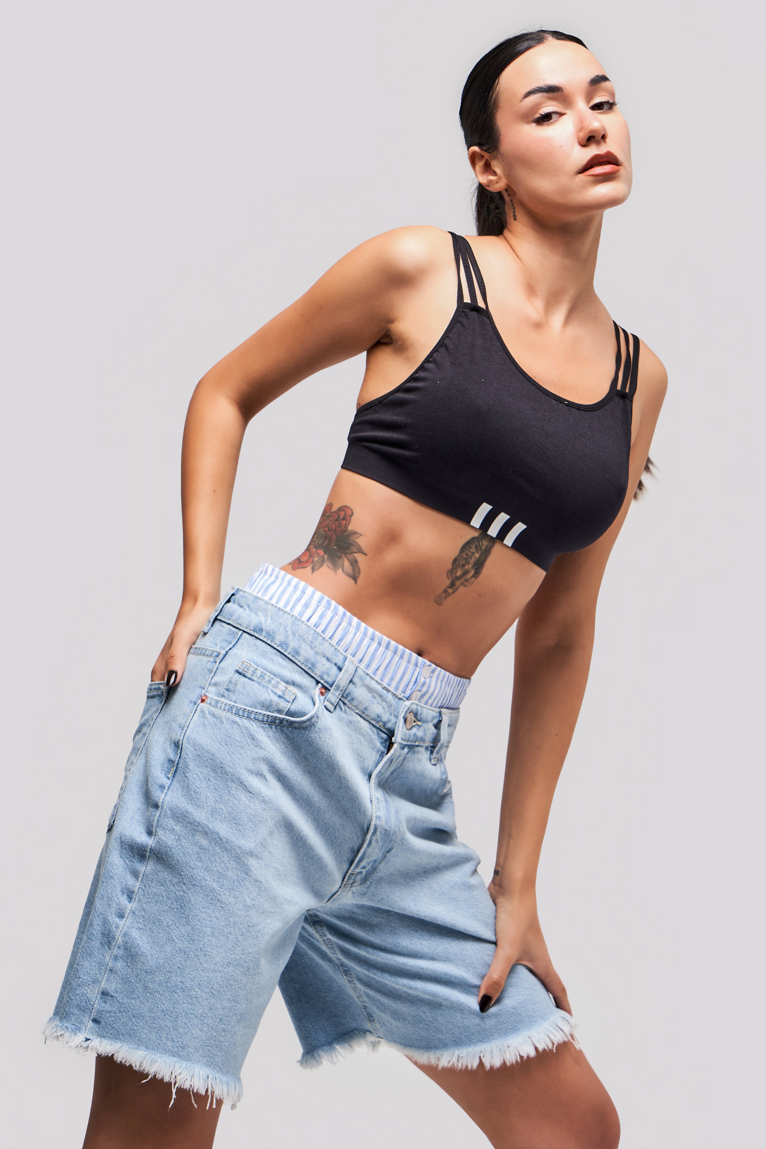 Women's Denim Color Boxer Detail Midi Length Denim Shorts