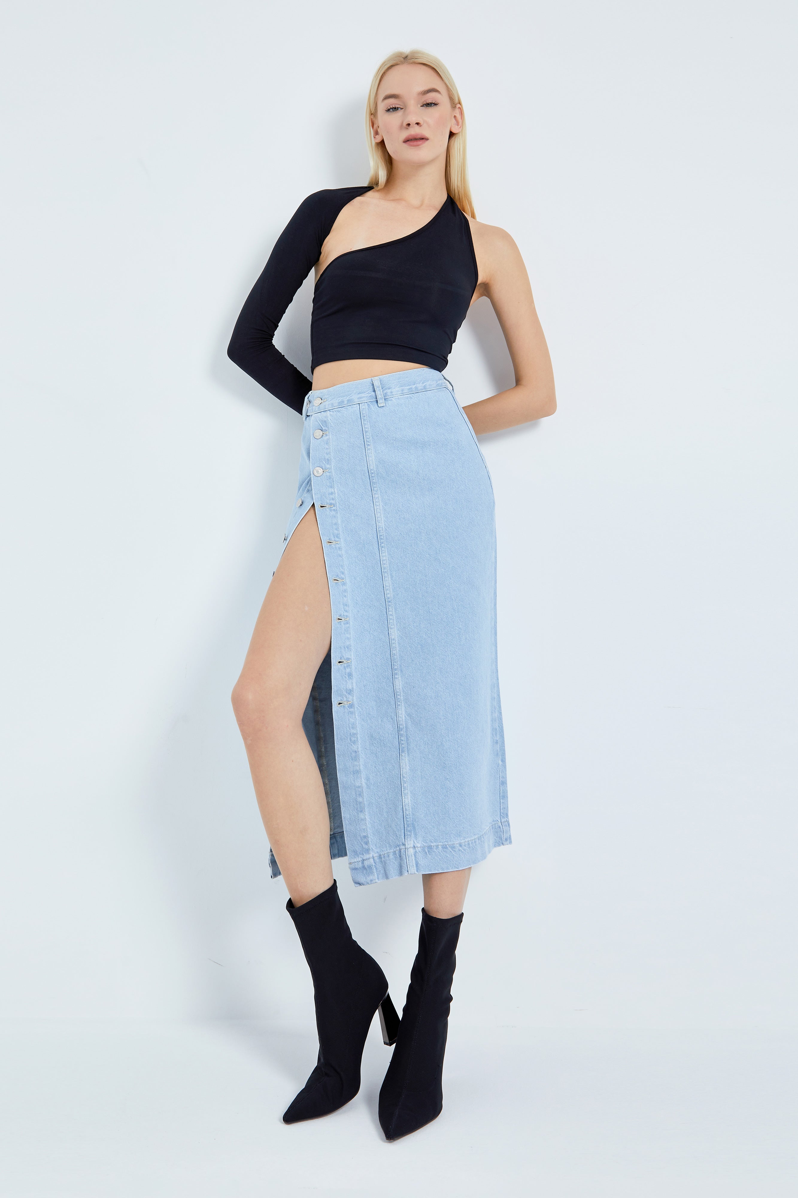 Women's Denim Color Button Front Maxi Length Denim Skirt