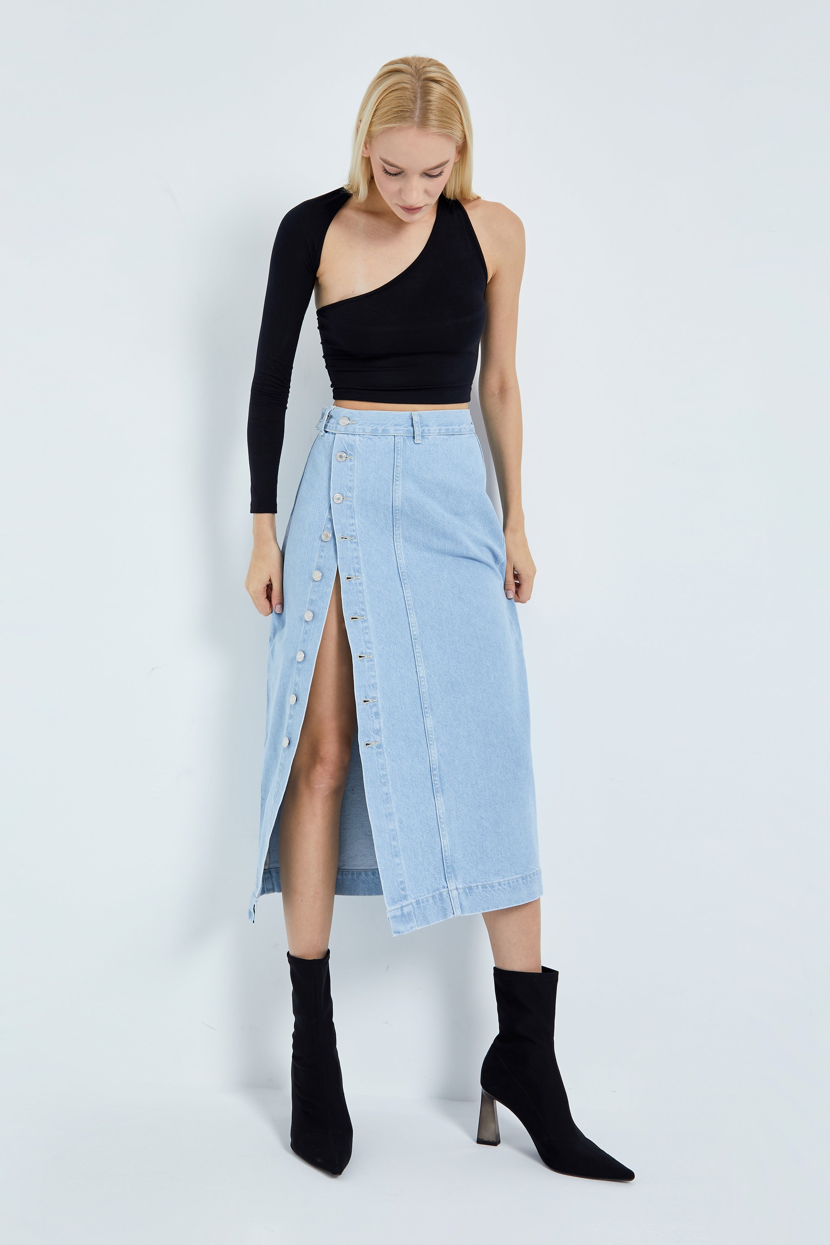 Women's Denim Color Button Front Maxi Length Denim Skirt