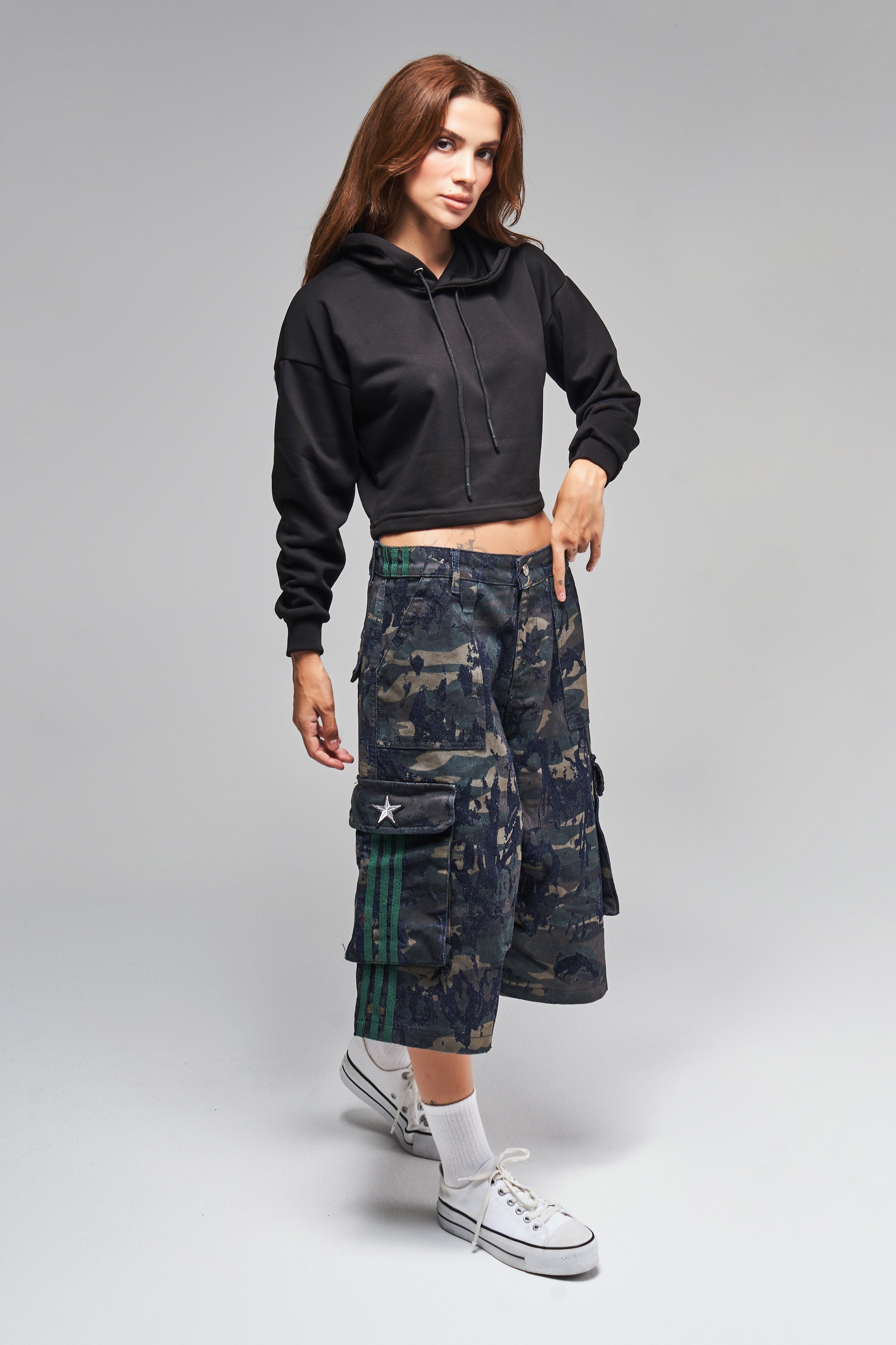 Women's Camouflage Stripe Detailed Loose Cut Denim Trousers Shorts