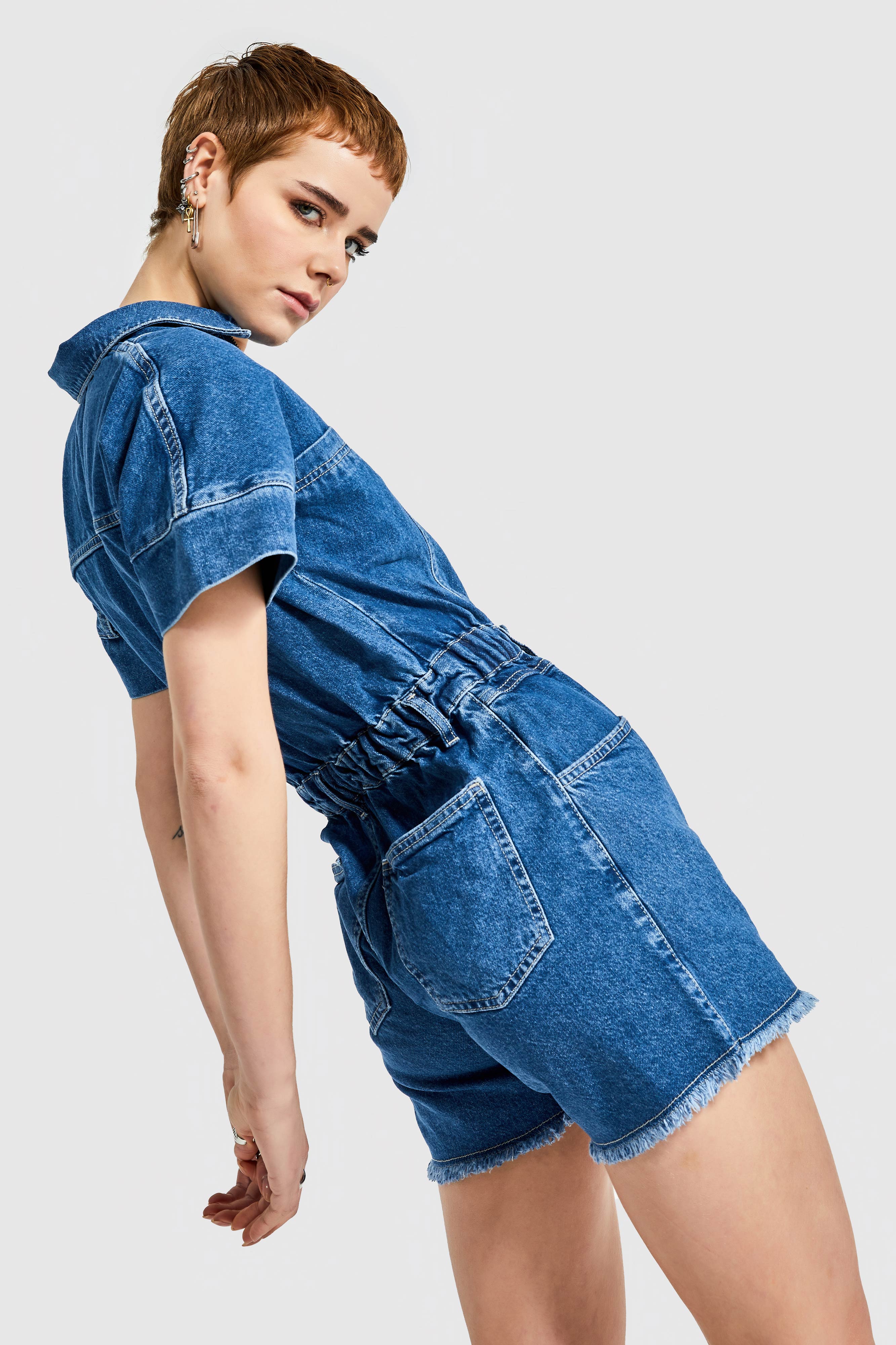 Kadın Kot Mavi Renk Beli Lastikli %100 Koton Denim Şort Tulum