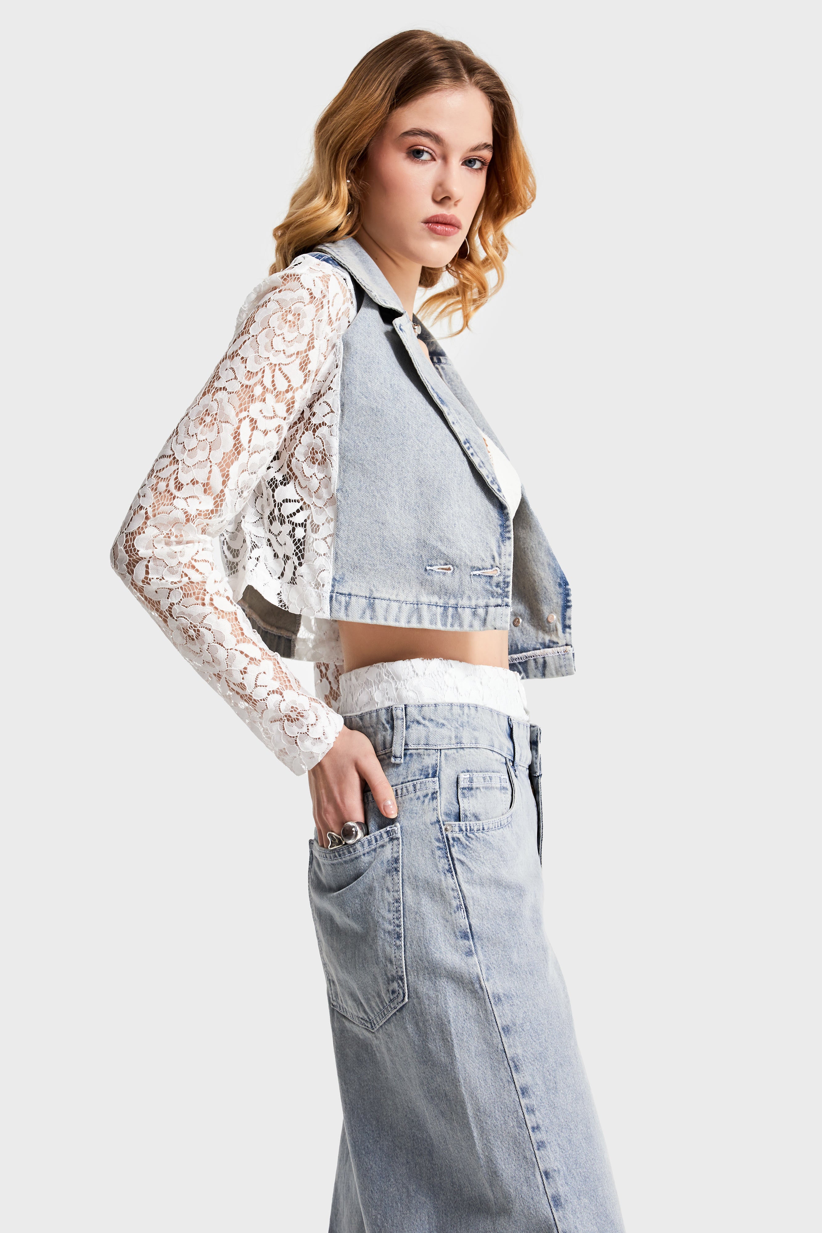 Women's Denim Color 2S532 Lace Sleeve Design Crop Jacket