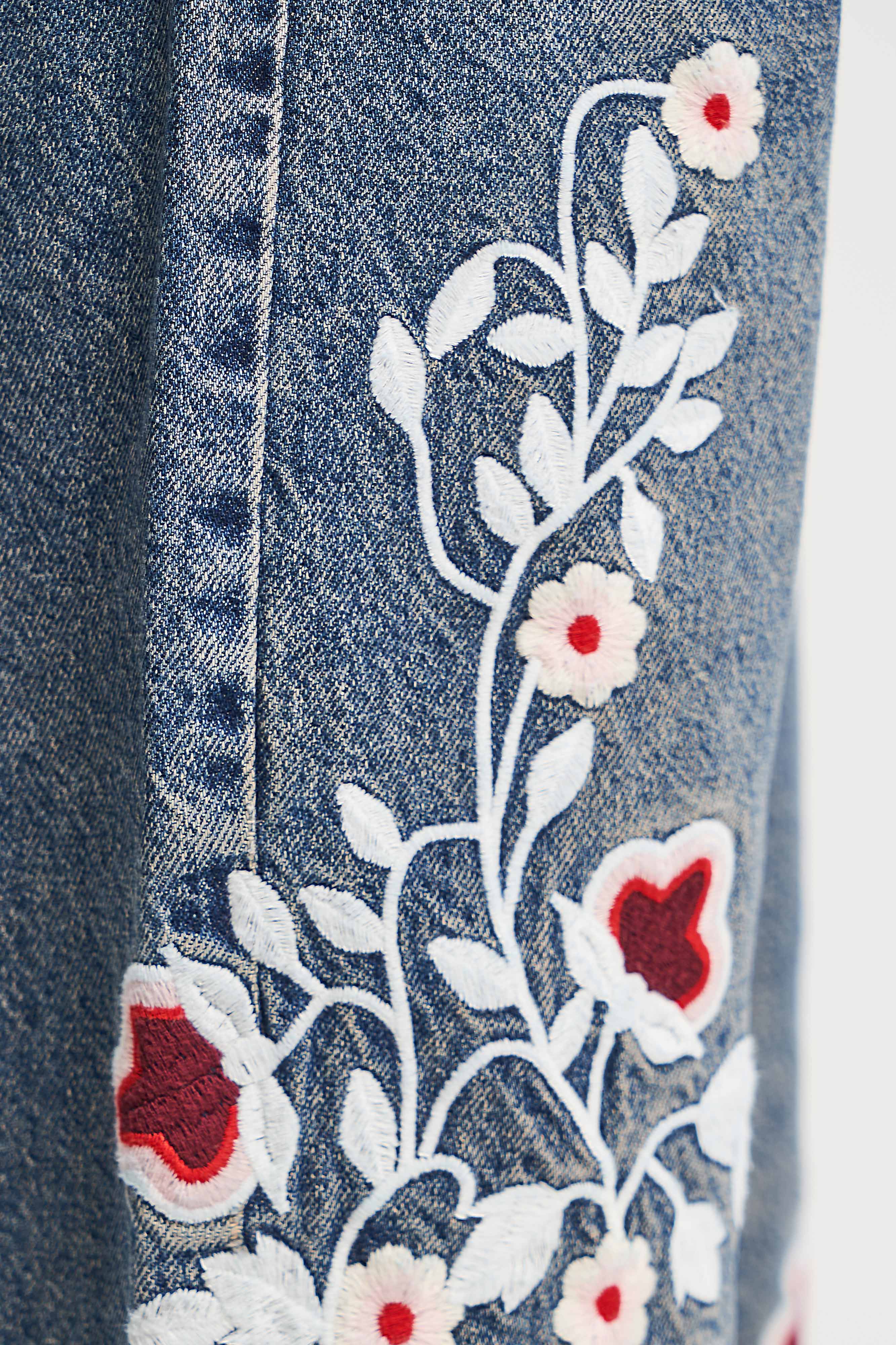 Women Jeans Color Red White Floral Embroidered Loose Fit Design Denim