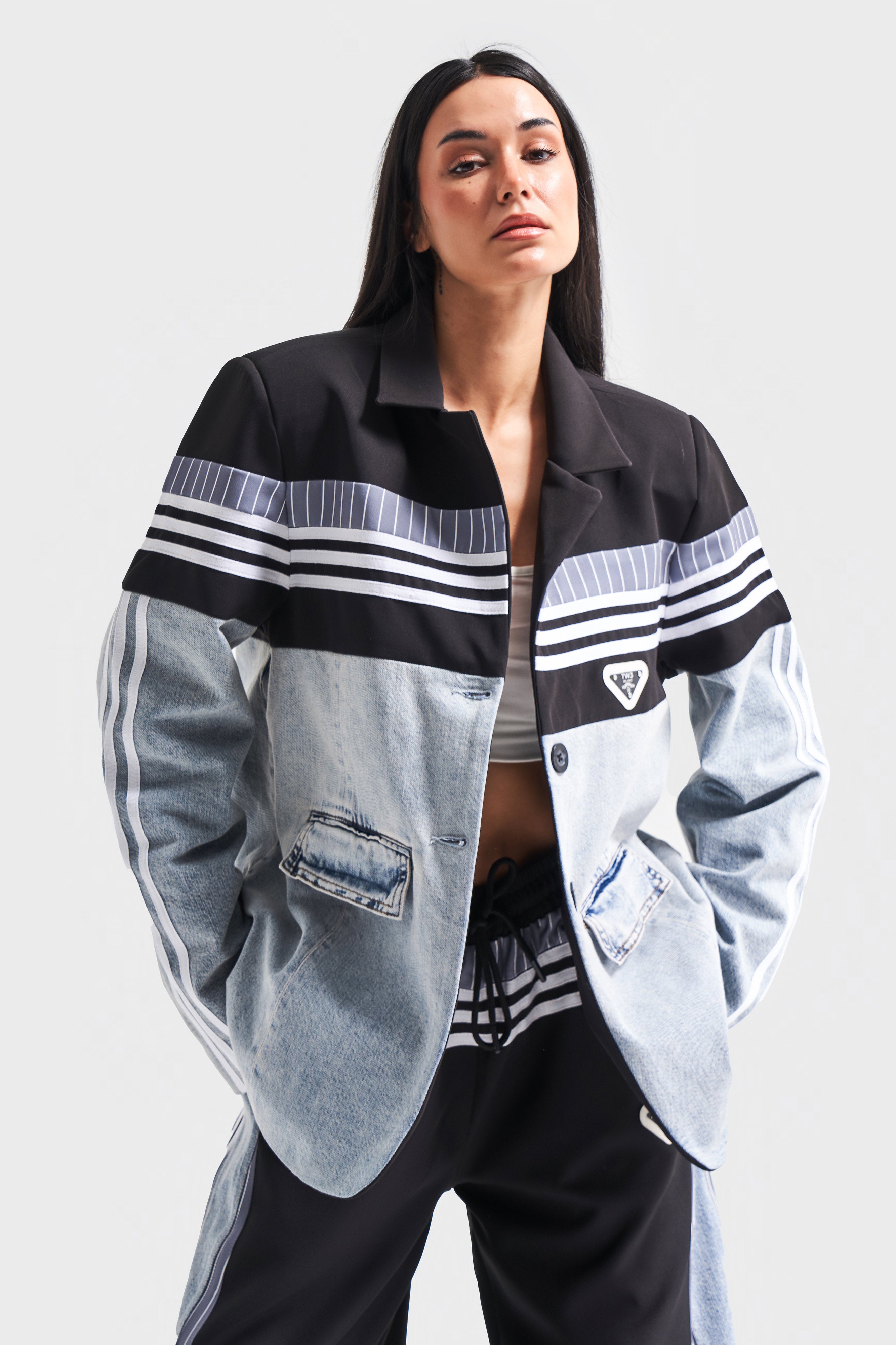 Women's Denim Color Fabric Denim Piece Stripe Detail Design Oversize Denim Jacket