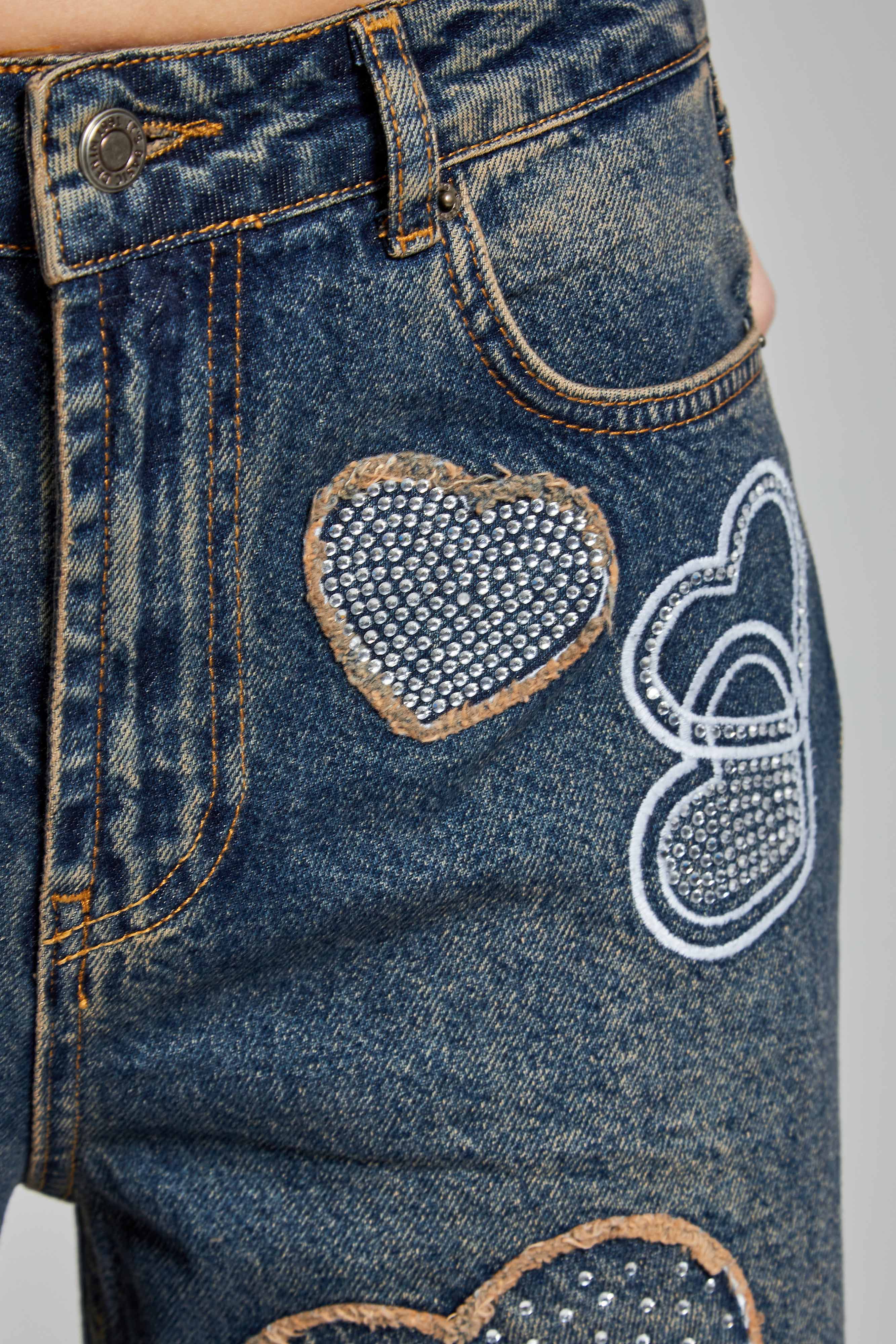 Women's Jeans Color Shiny Stone Heart Detailed Loose Cut Design Denim