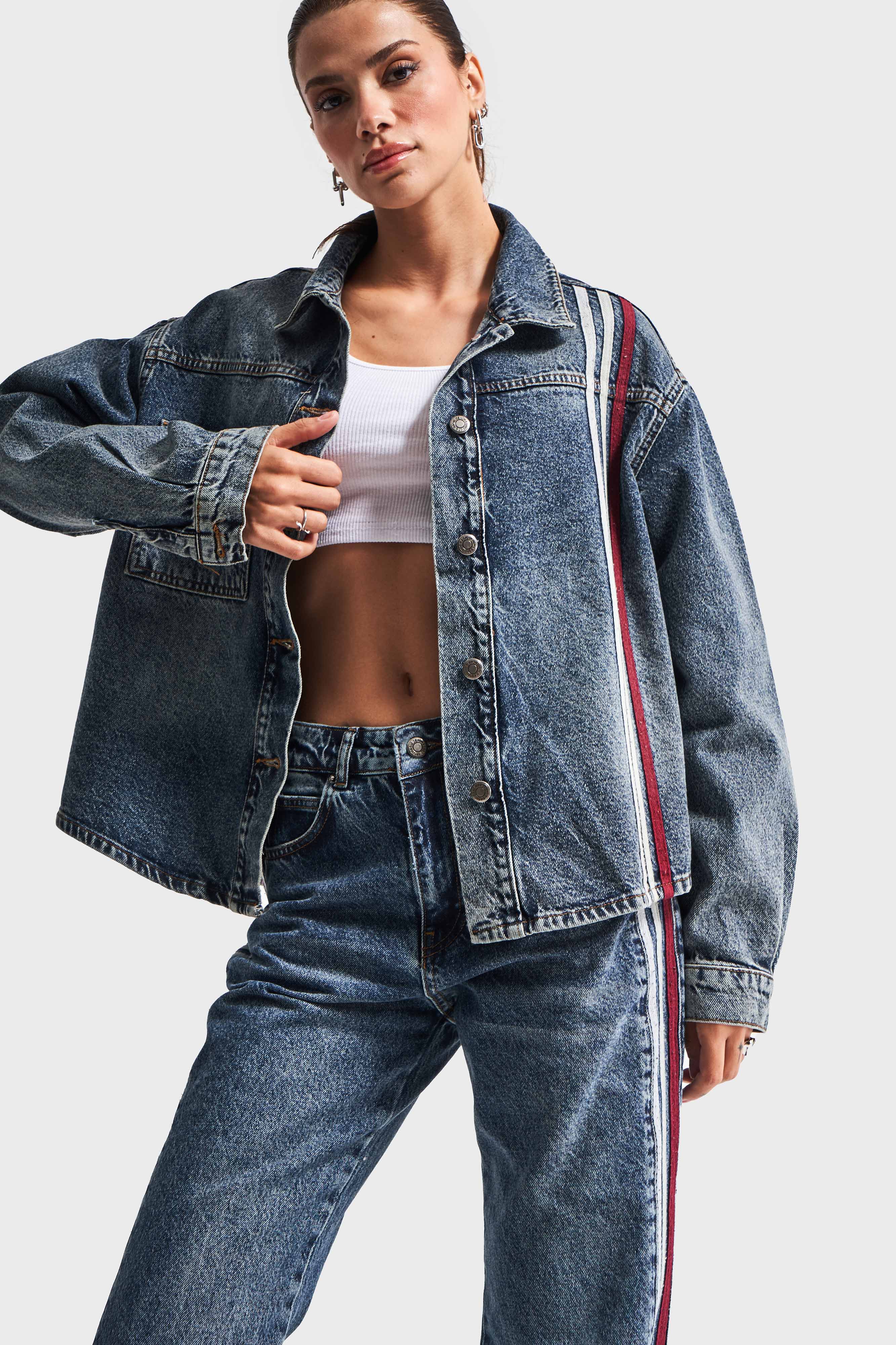 Women's Denim Color Stripe Detailed Loose Cut Design Denim Shirt Jacket