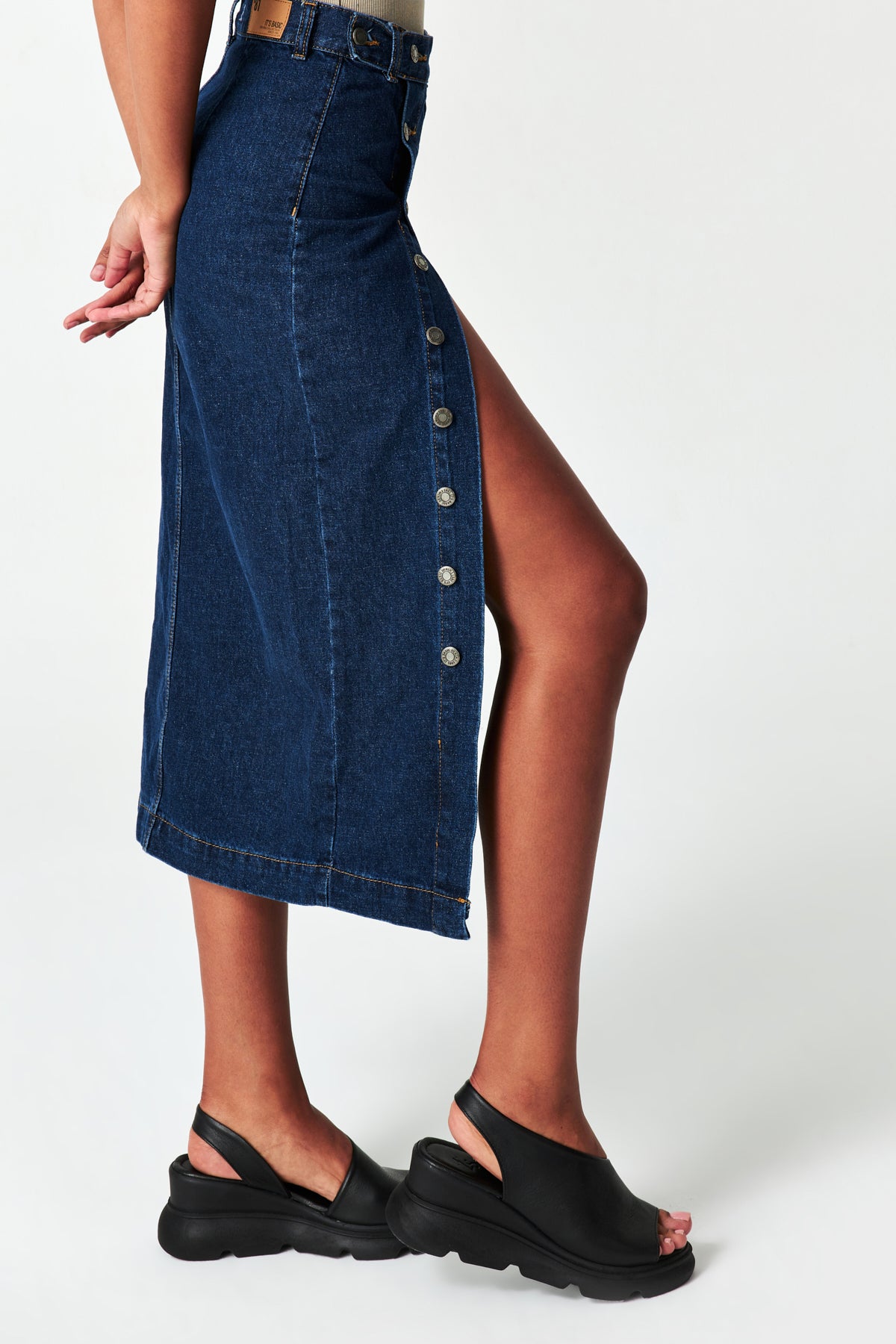 Women's Dark Blue Color Front Buttoned Maxi Length Denim Skirt