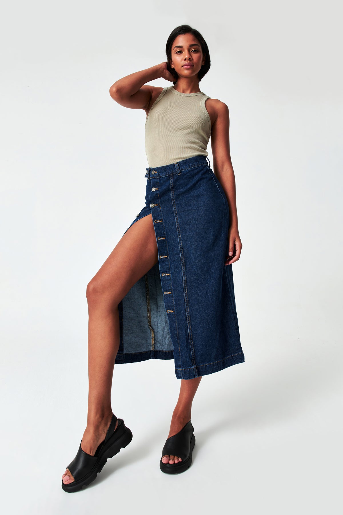 Women's Dark Blue Color Front Buttoned Maxi Length Denim Skirt