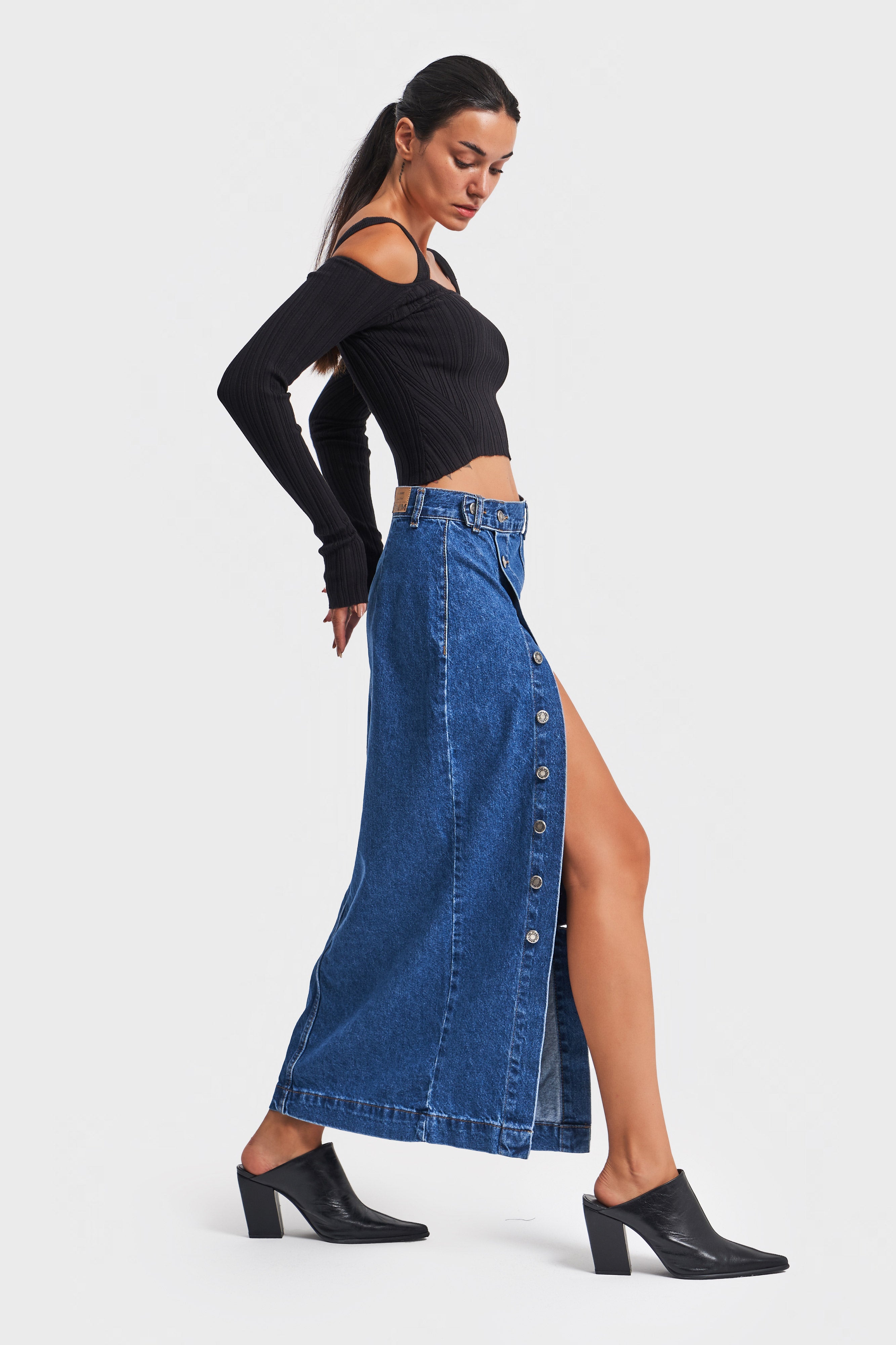 Women's Dark Blue Side Buttoned Straight Fit Denim Skirt