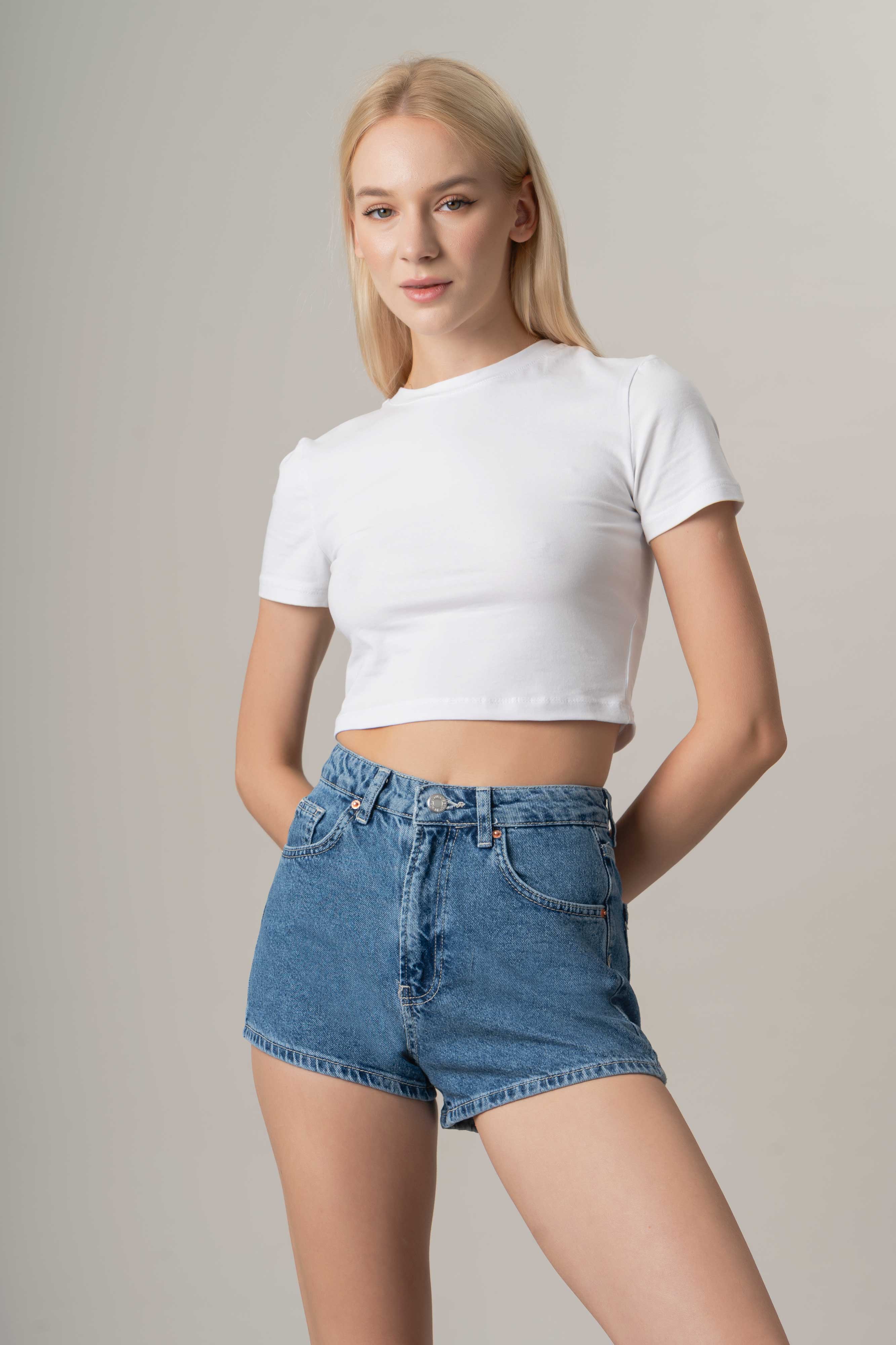 Women's Blue Color Mom Fit Mini Denim Shorts