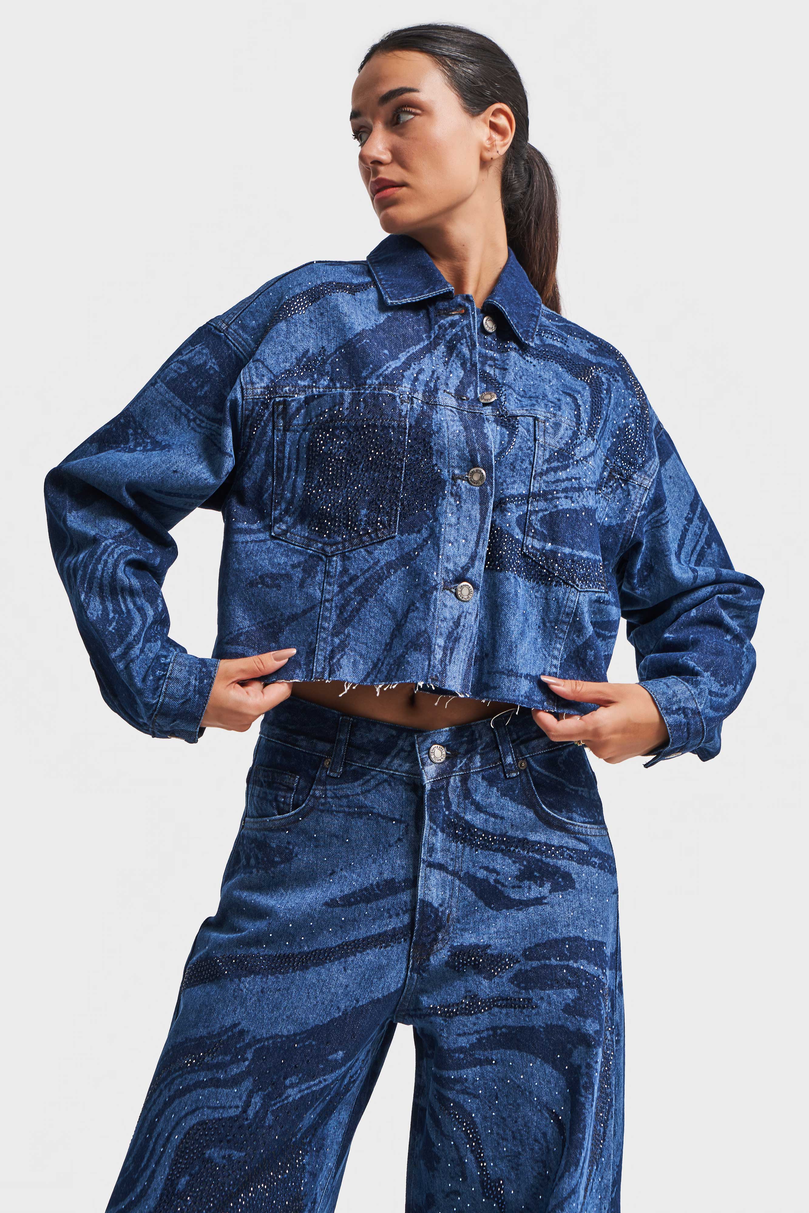 Women's Blue Color Shiny Stone Detailed Crop Fit Denim Jacket