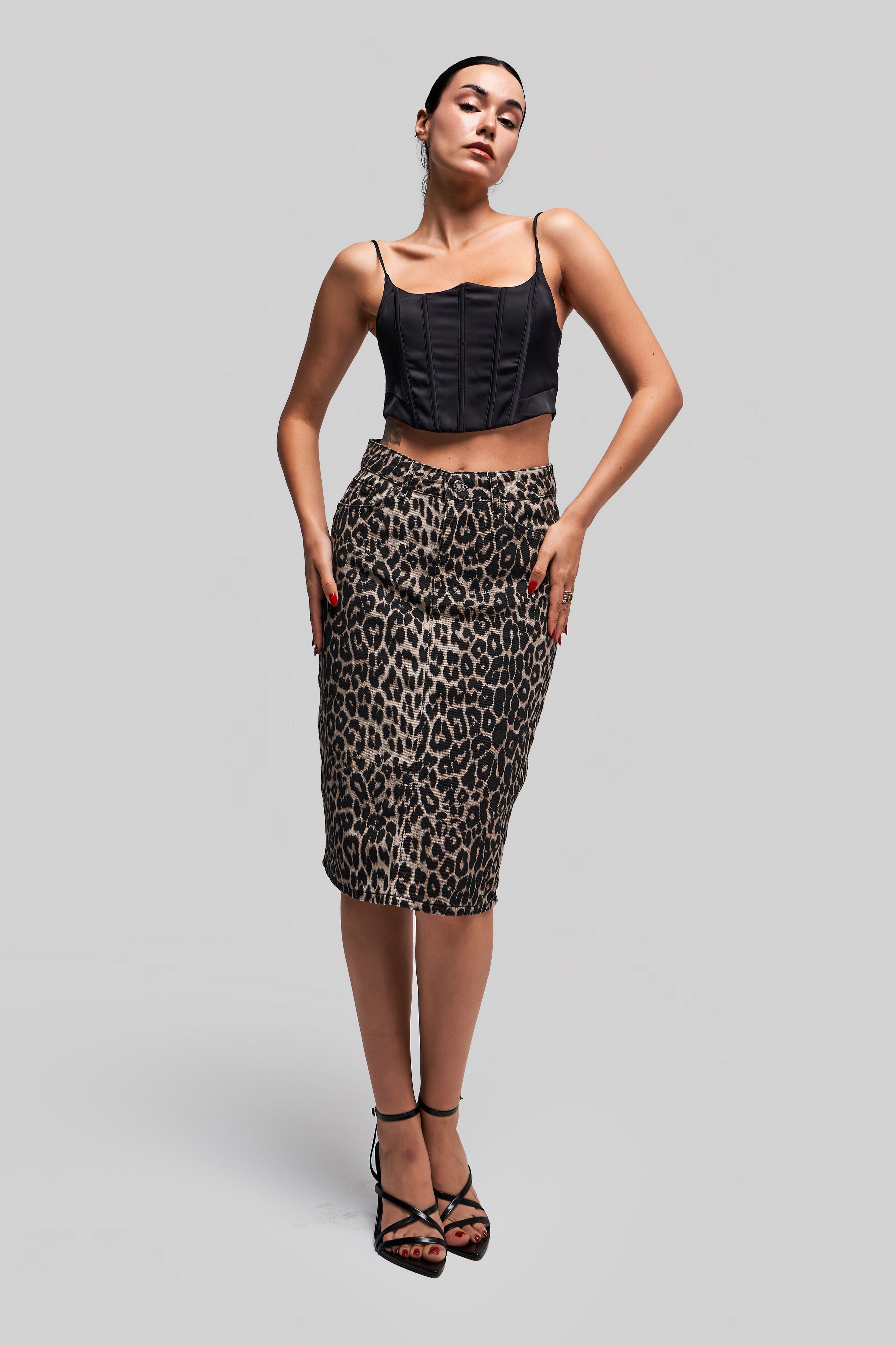 Women's Original Leopard Color Midi Length Back Slit Skirt