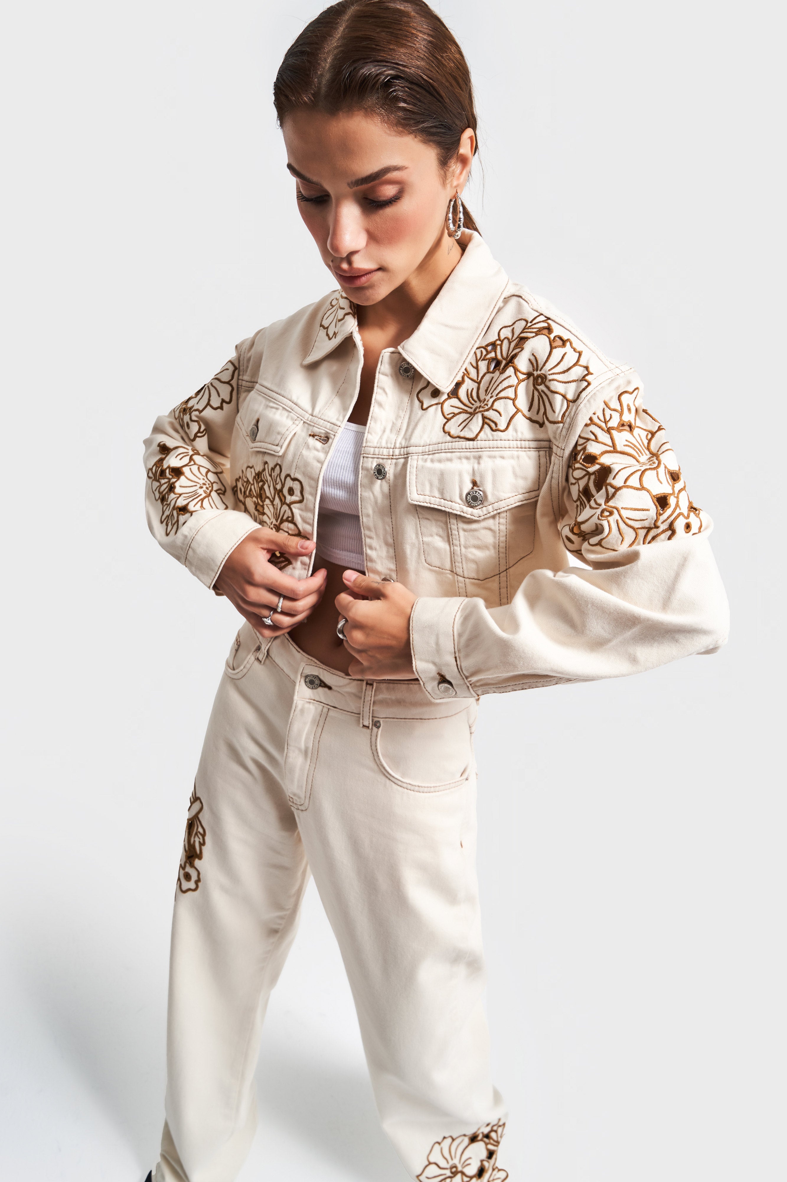 Women's Raw Color 7S569 Embroidery Detailed Design Crop Jacket