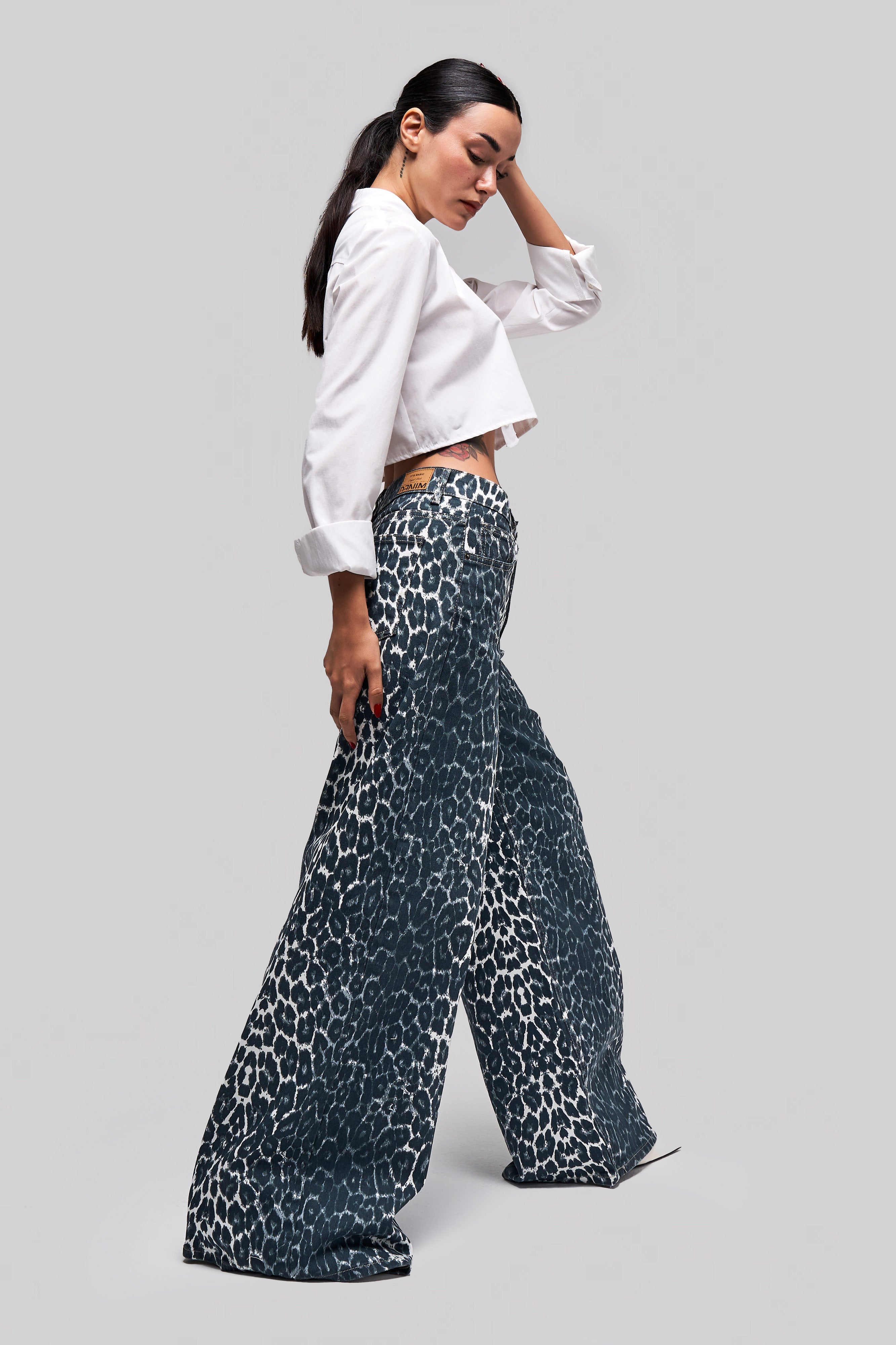 Women's Silver Leopard Color Palazzo Fit Denim Trousers