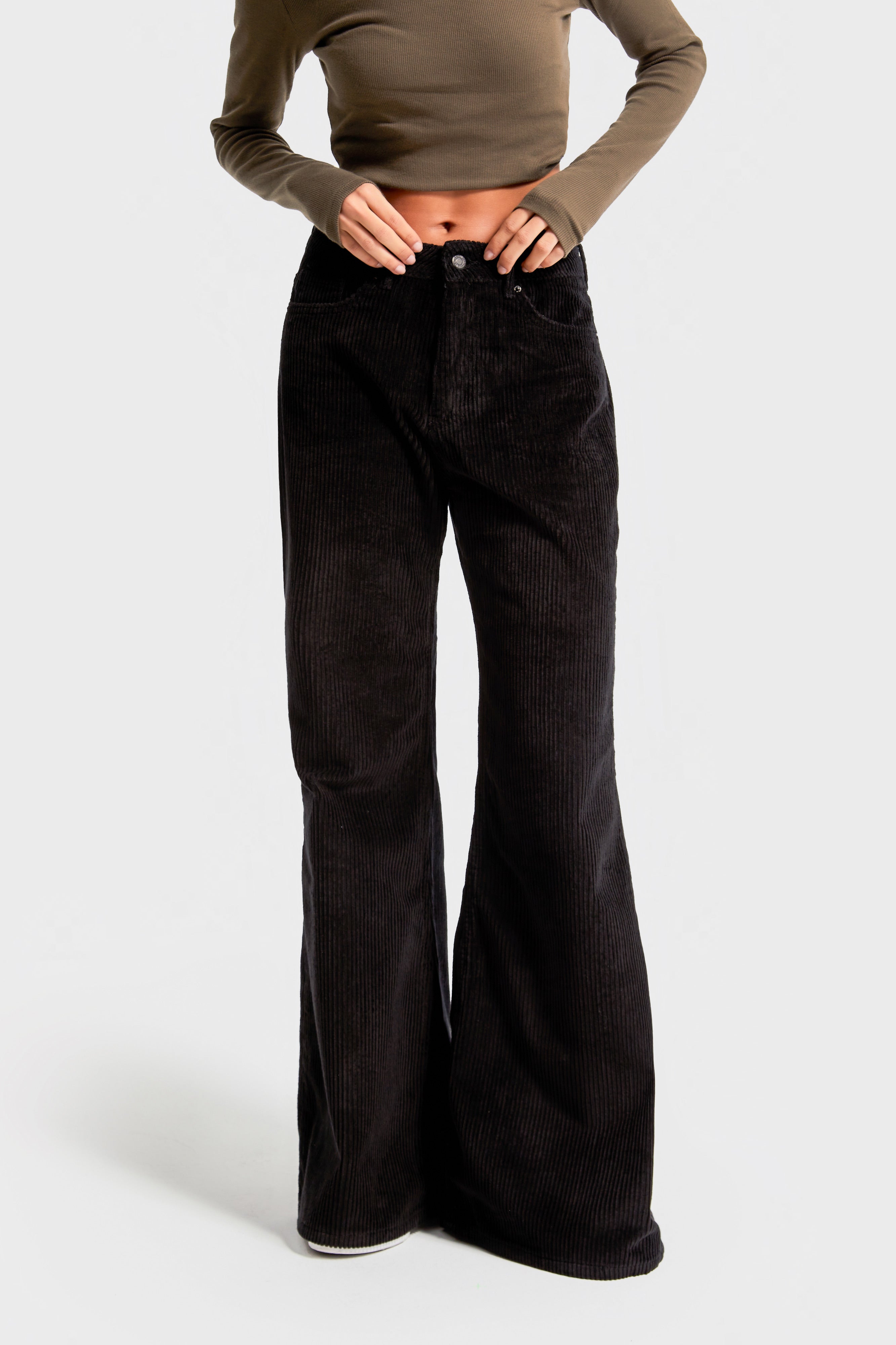 Women's Black Color 26w41 Loose Flare Fit Thick Corduroy Trousers