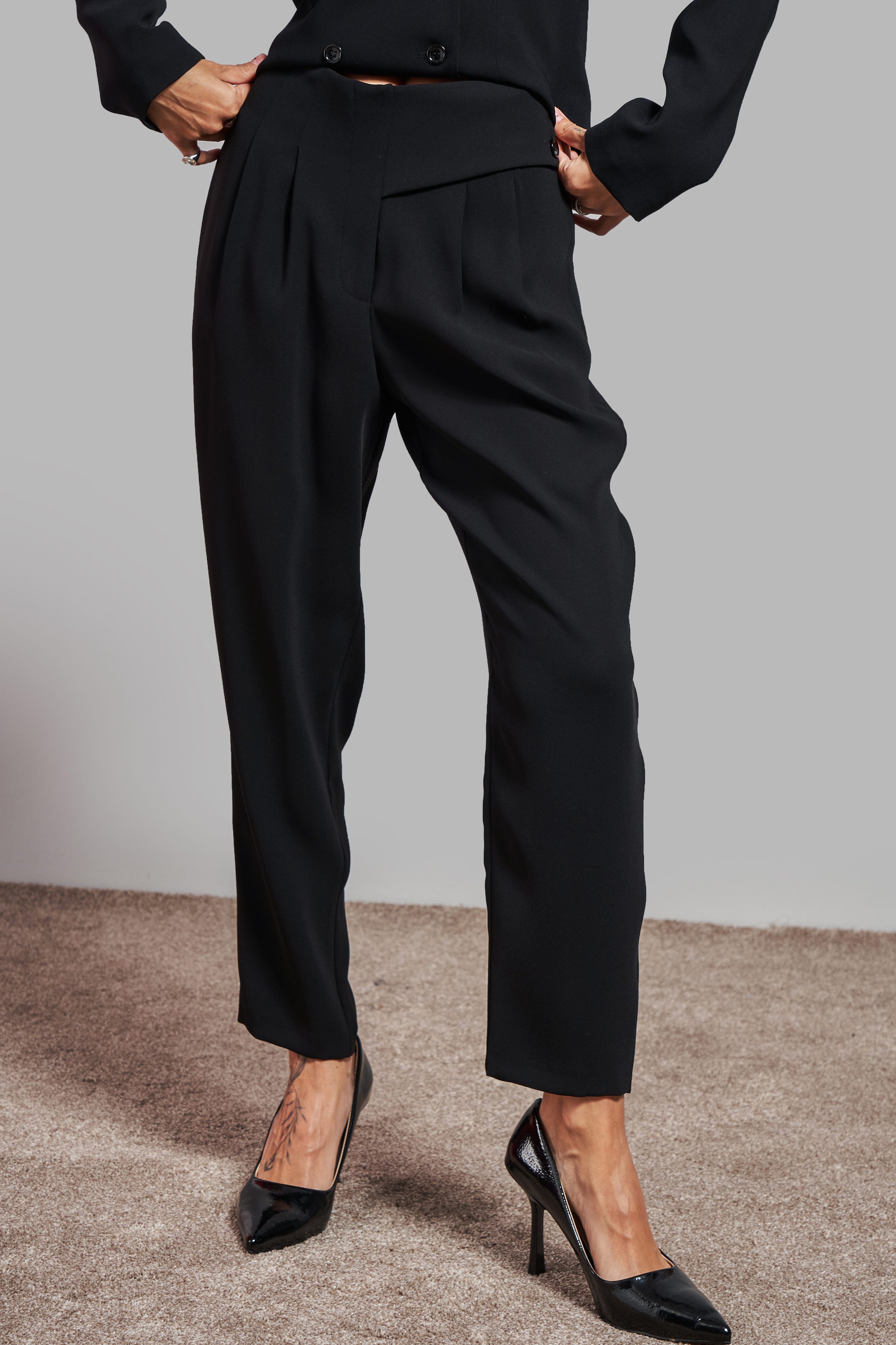 Women's Black Color Loose Cut Flowy Fabric Trousers