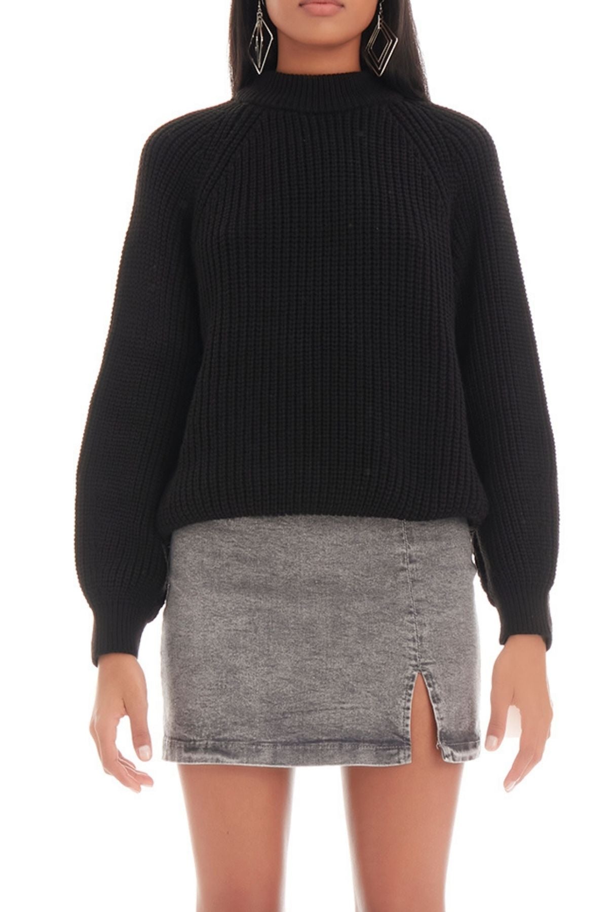 Women's Black Color Oversize Fit Thick Knitted Sweater