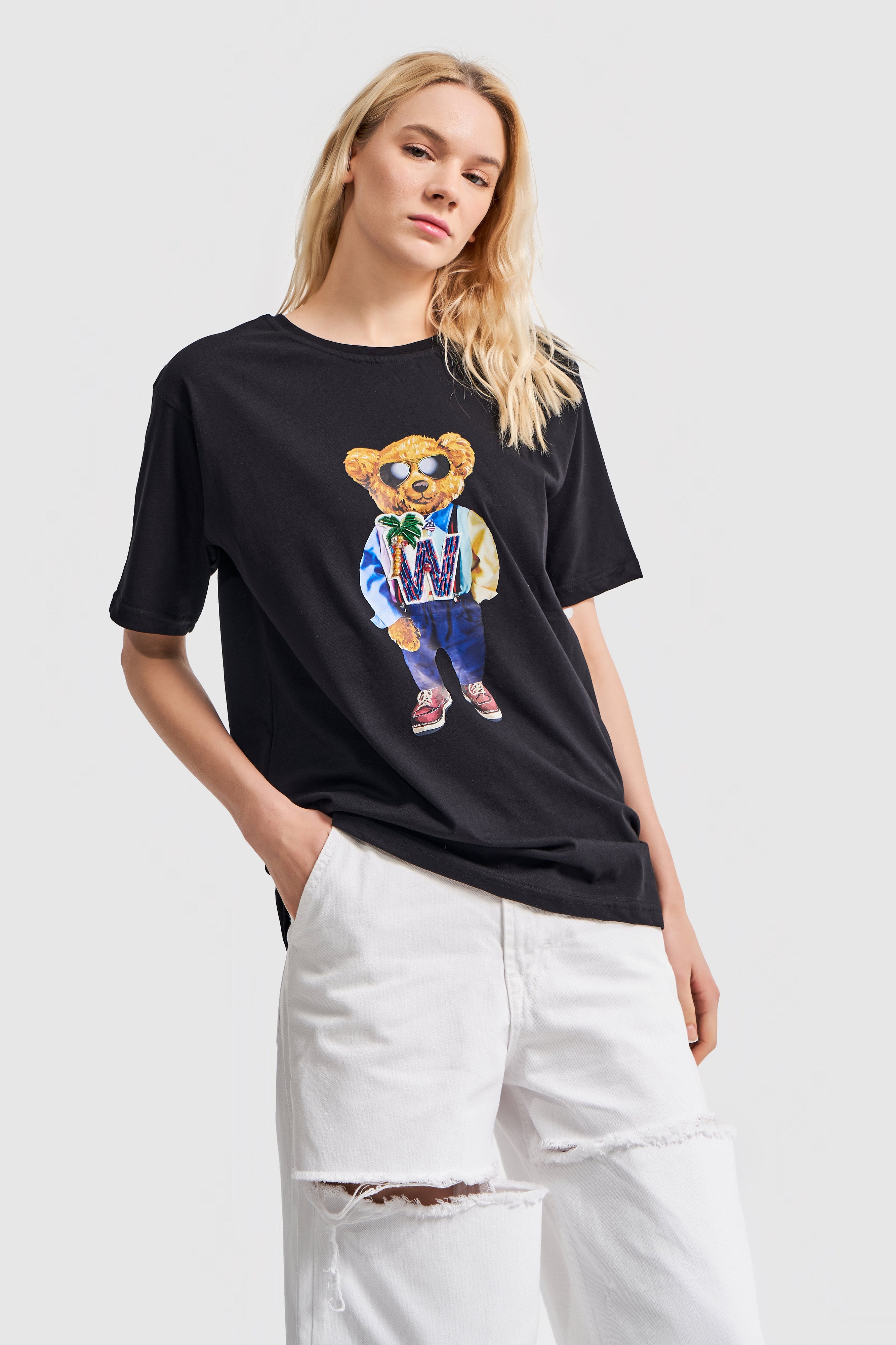 Women's Black Color Shiny Stone Embroidered Teddy Bear Oversize T-shirt