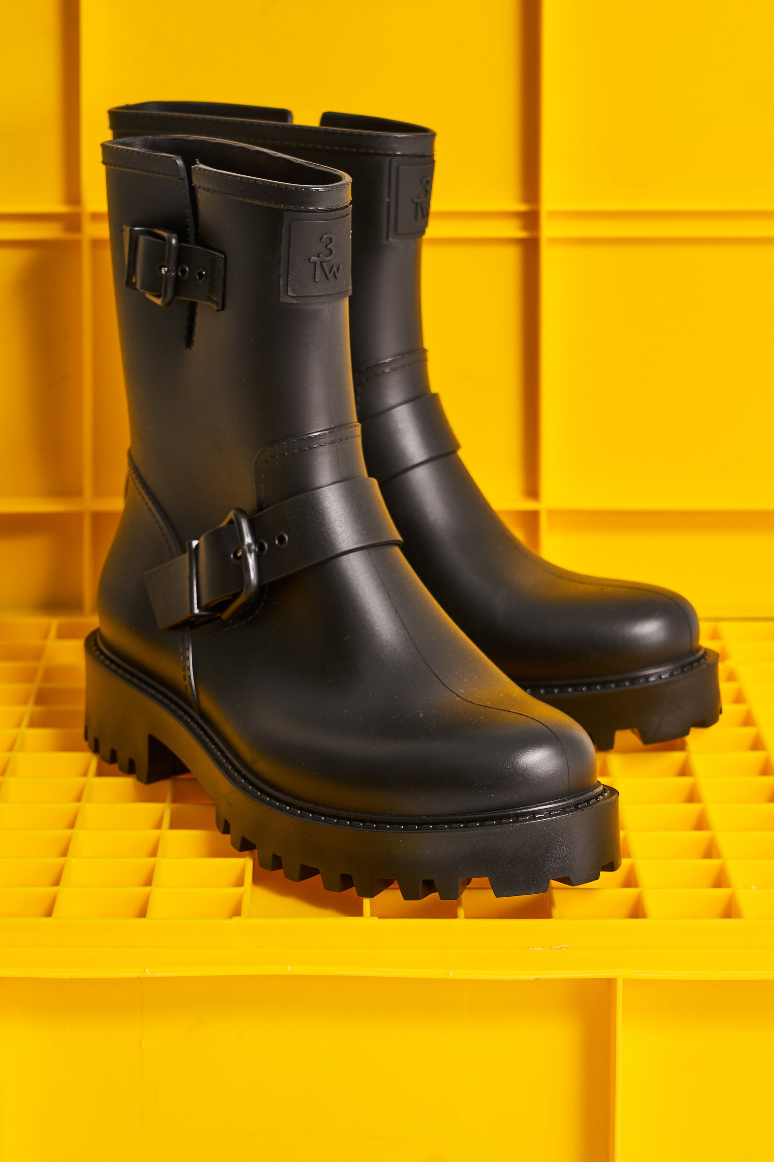 Women's Black Color Buckled Special Design Boots