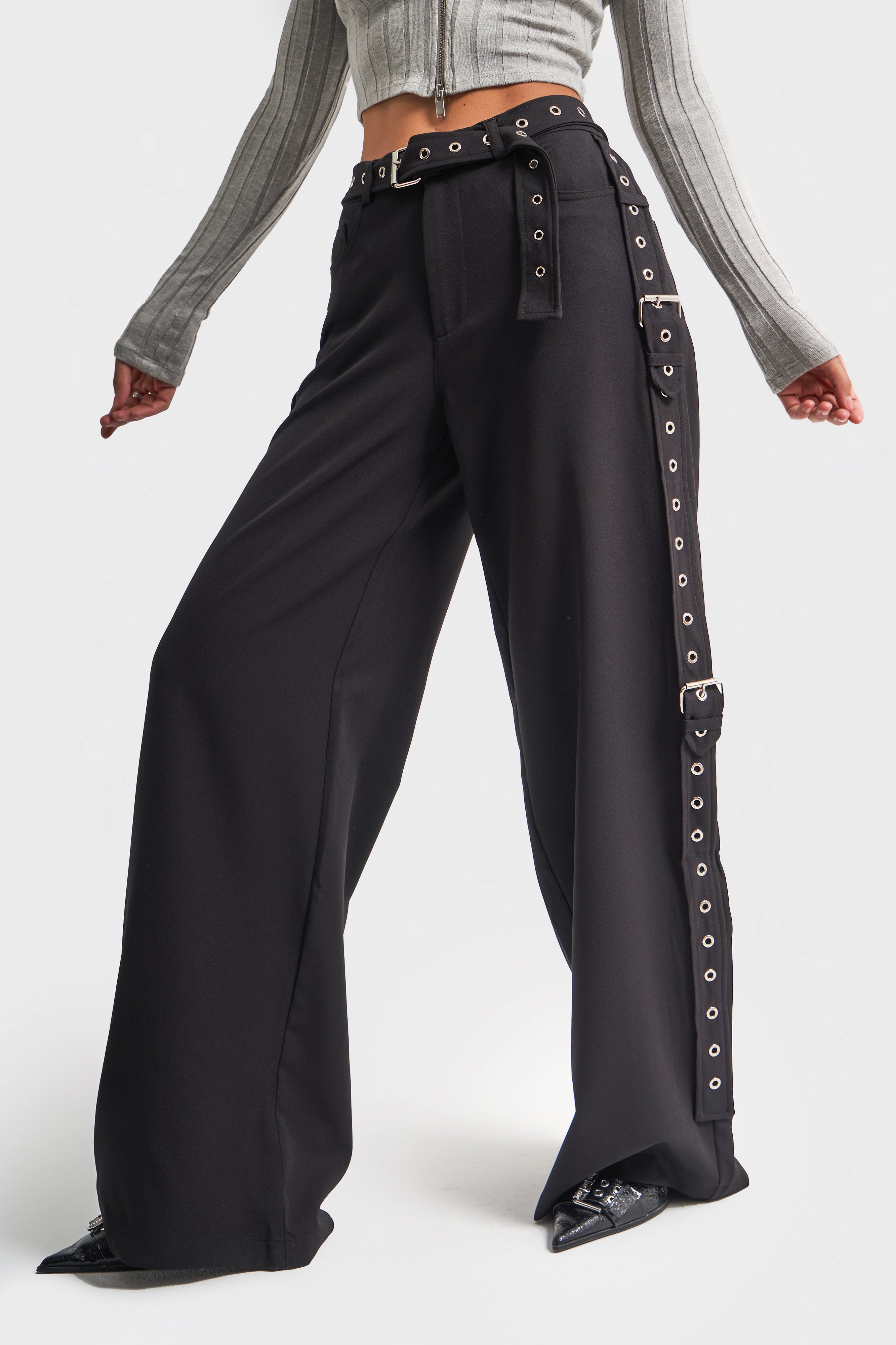 Women's Black Color Side and Belt Detailed Flexible Fabric Design Trousers