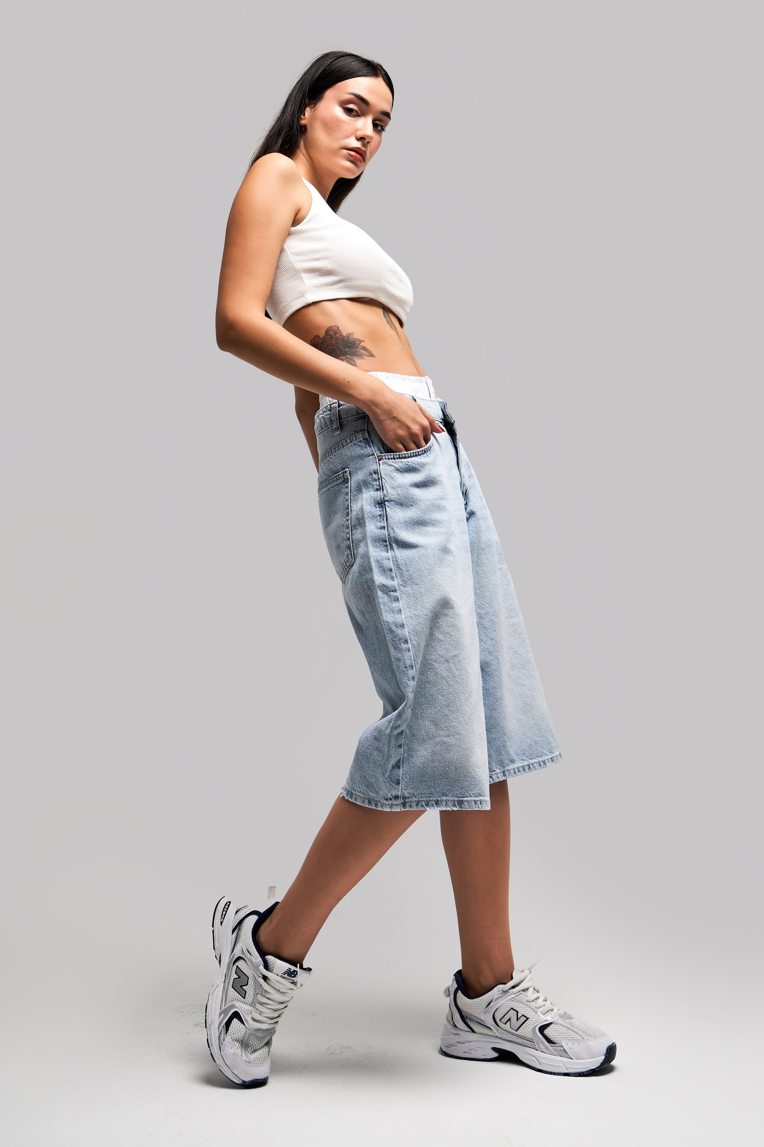 Women's Snow Jeans Color Boxer Detail Maxi Length Denim Shorts