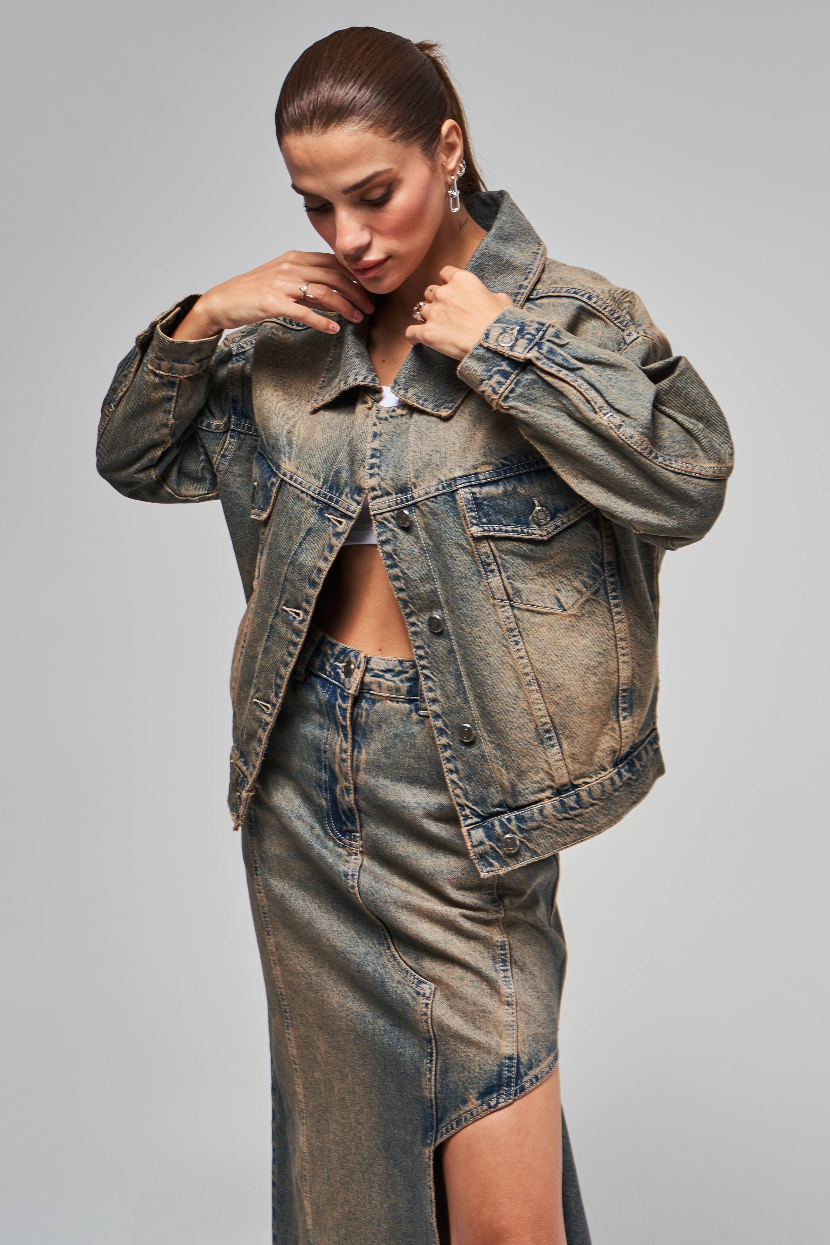 Women's T.Jeans Color Loose Cut Wide Collar Denim Jacket