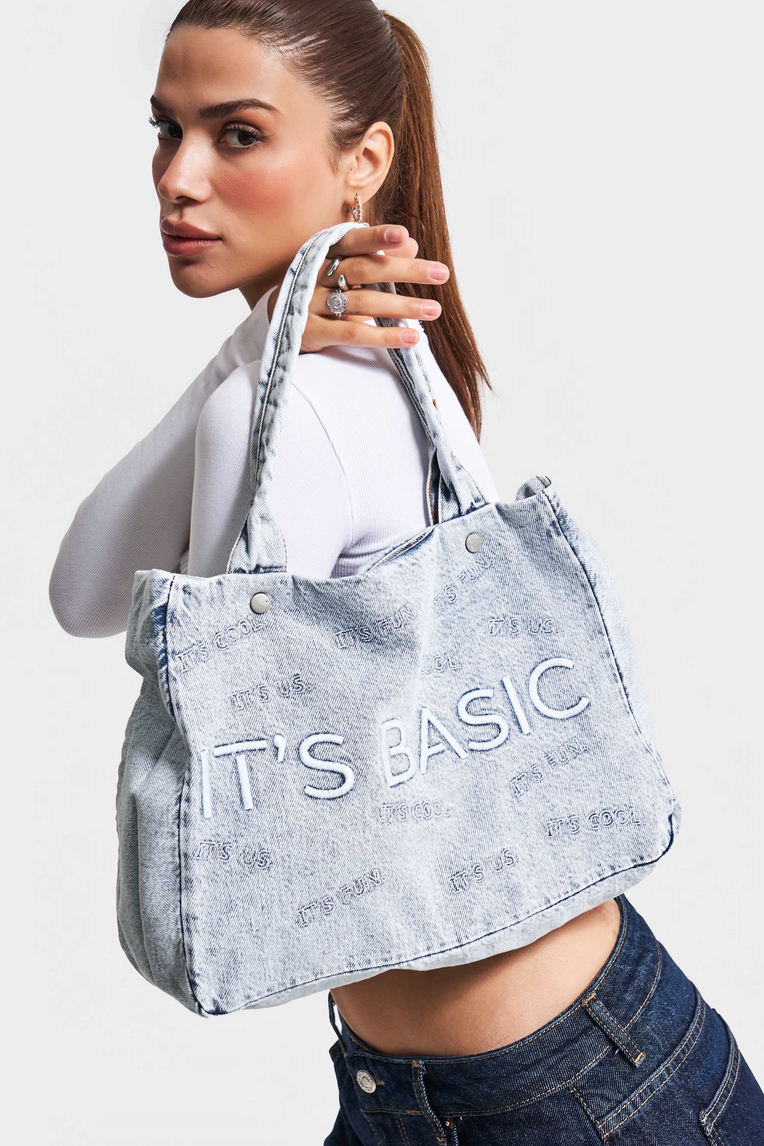 Denim Color IT'S BASIC Embroidered Snap-On Medium Size Denim Bag